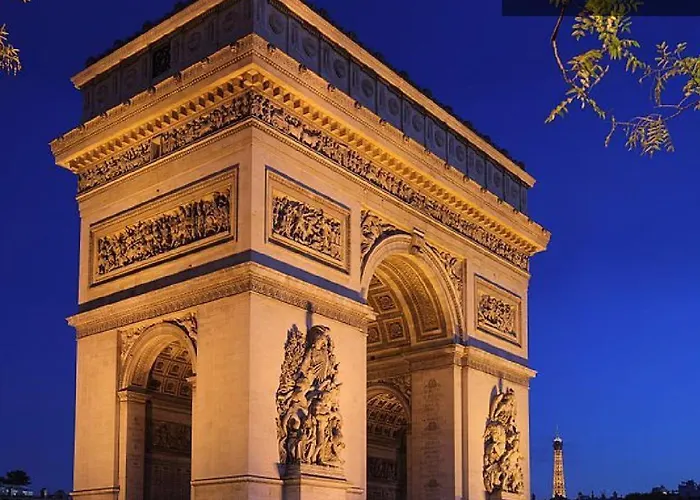 Cosy Arc De Triomphe Champs Elysees Paryż