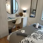 Cosy Arc De Triomphe Champs Elysees