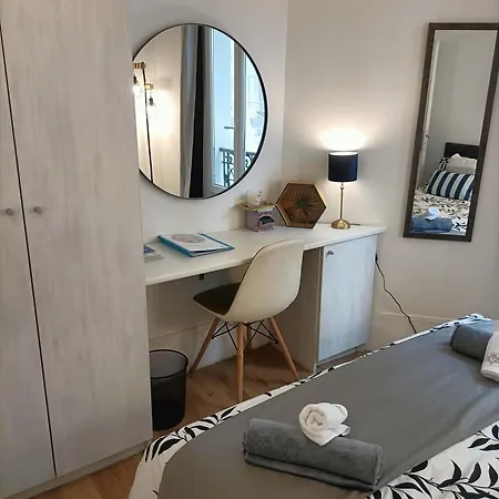 Cosy Arc De Triomphe Champs Elysees