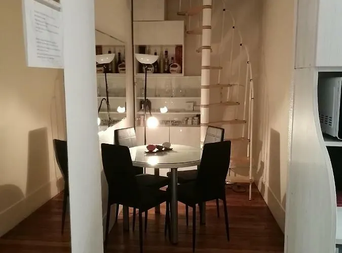 Διαμέρισμα Cosy Arc De Triomphe Champs Elysees Παρίσι